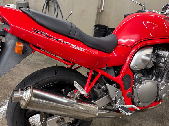 1996 Suzuki Bandit GSF 600, красный, 310000 рублей - вид 9