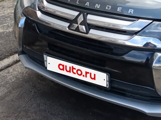2018 Mitsubishi Outlander III Рестайлинг 3, серый, 1700000 рублей, вид 1