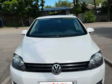 2013 Volkswagen Golf Plus II, белый, 870000 рублей, вид 2