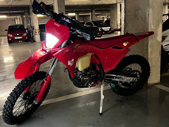 2025 Xingyue XYQH-806W, красный - вид 5