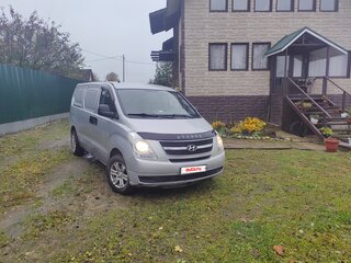 2009 Hyundai Grand Starex I, серый, 600000 рублей, вид 3