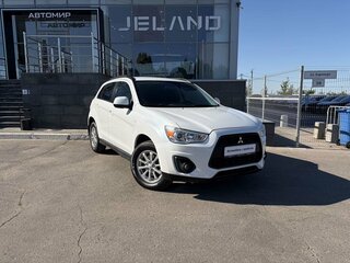 2013 Mitsubishi ASX I Рестайлинг, белый, 1250000 рублей, вид 3