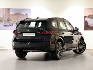 2026 BMW X1 Long 25Li xDrive III (U11/U12), чёрный, 5700000 рублей, вид 5