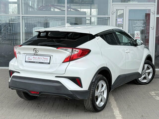 2018 Toyota C-HR I, белый, 1599000 рублей, вид 2