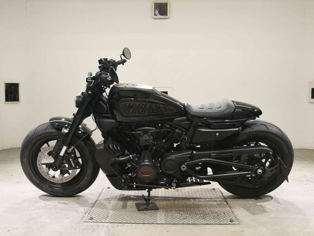 2021 Harley-Davidson Sportster S, чёрный, 1377000 рублей, вид 1