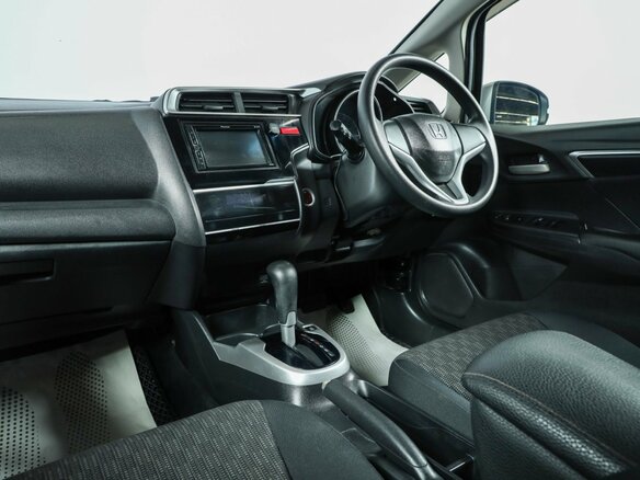 2014 Honda Fit III, серебристый, 999000 рублей - вид 6