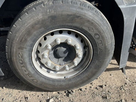 2007 Volvo FH, белый, 3000000 рублей, вид 3