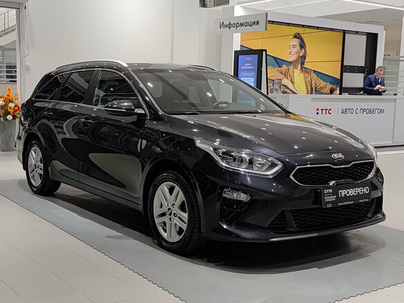 2019 Kia Ceed III, чёрный, 1899000 рублей - вид 2