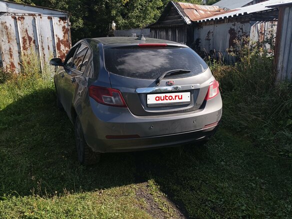 2013 Geely Emgrand EC7, серебристый, 300000 рублей - вид 4