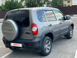 2017 Chevrolet Niva I Рестайлинг, серый, 580000 рублей, вид 5