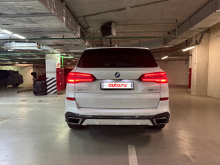 2022 BMW X5 40i IV (G05/G18), белый, 7700000 рублей, вид 5