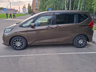 2016 Honda Freed II, коричневый, 1780000 рублей, вид 5