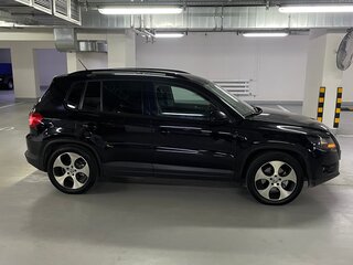 2008 Volkswagen Tiguan I, чёрный, 750000 рублей, вид 2