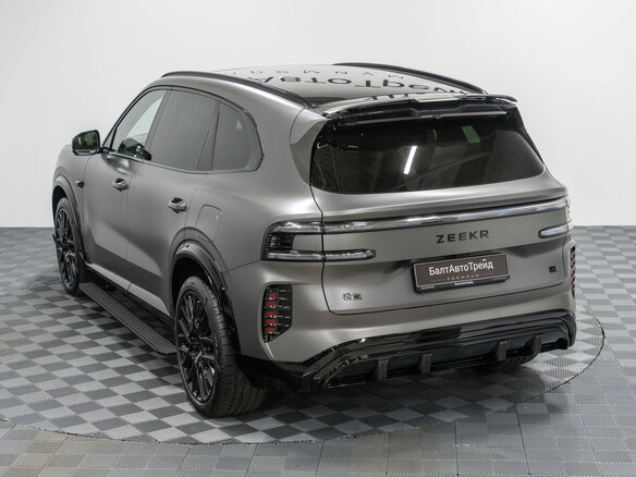 2026 Zeekr 8X Dawn, чёрный, 13690000 рублей - вид 37