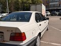 1993 BMW 3 серии 316i III (E36), белый, 320000 рублей - вид 6