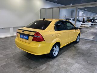 2007 Chevrolet Aveo I Рестайлинг, жёлтый, 269000 рублей, вид 5
