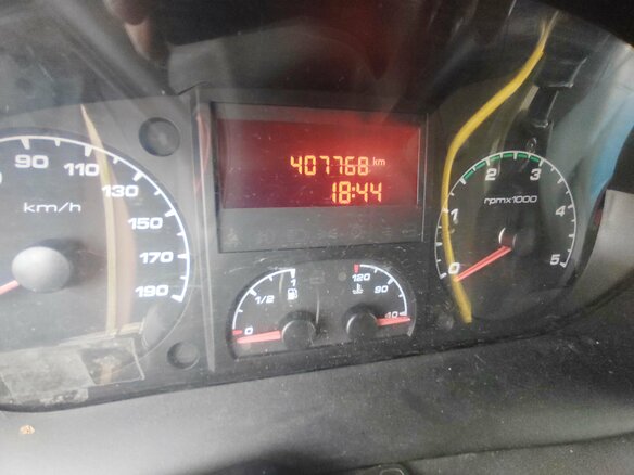 2012 Iveco Daily, белый, 1050000 рублей - вид 4
