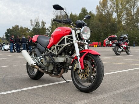 2004 Ducati Monster 400, красный, 300000 рублей, вид 2