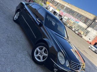 2003 Mercedes-Benz E-Класс 200 III (W211, S211), чёрный, 690000 рублей, вид 2