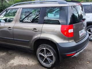 2012 Skoda Yeti I, коричневый, 850000 рублей, вид 2