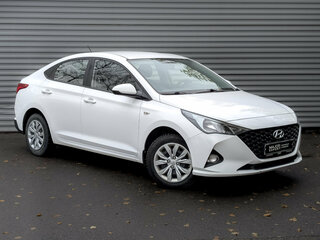 2022 Hyundai Solaris II Рестайлинг, белый, 1535000 рублей, вид 3