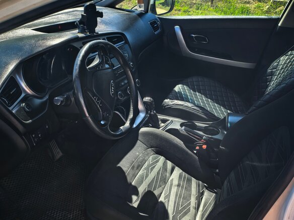 2015 Kia Ceed II Рестайлинг, белый, 660000 рублей - вид 6