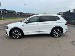 2019 Volkswagen Tiguan Allspace II, белый, 4200000 рублей, вид 4