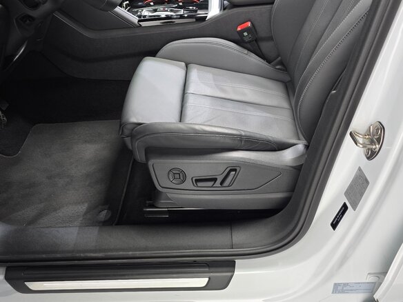 2025 Audi Q5 40 TDI III (GU), белый, 8300678 рублей - вид 10