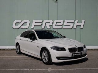 2013 BMW 5 серии 525d xDrive VI (F10/F11/F07), белый, 2139000 рублей, вид 1