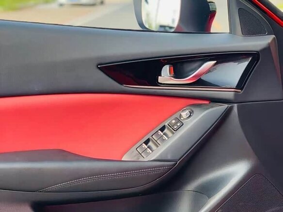2023 Mazda CX-4 I Рестайлинг, красный, 1880020 рублей - вид 9