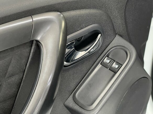 2016 Renault Duster I Рестайлинг, белый, 1030000 рублей - вид 16