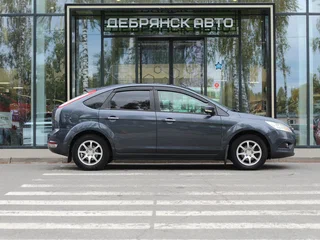 2010 Ford Focus II Рестайлинг, серый, 595000 рублей, вид 4