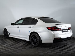 2019 BMW 5 серии 530i xDrive VII (G30/G31/G38), белый, 4230000 рублей, вид 2