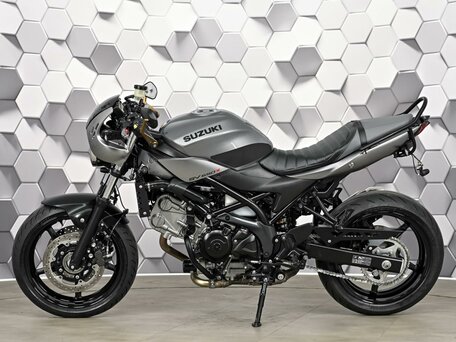 2020 Suzuki SV 650, серый, 625000 рублей, вид 4