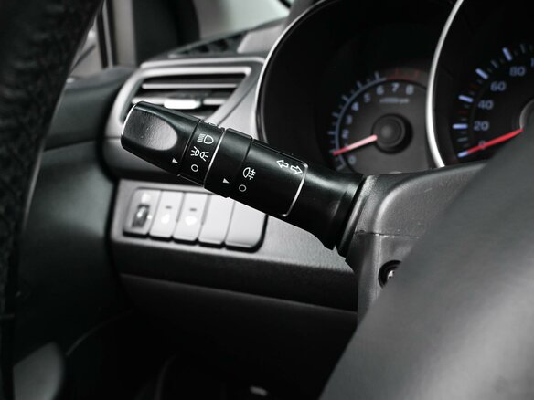 2015 Kia Rio 6-speed III, голубой, 1324000 рублей - вид 12