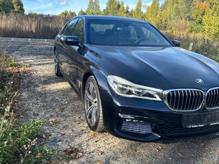 2017 BMW 7 серии 730d xDrive VI (G11/G12), чёрный, 4500000 рублей, вид 3