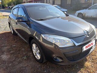 2011 Renault Megane III, чёрный, 799000 рублей, вид 3