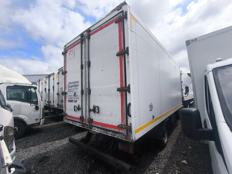 2019 Isuzu Elf (N-series), белый, 2400000 рублей, вид 3