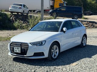 2017 Audi A3 III (8V) Рестайлинг, белый, 1650000 рублей, вид 1