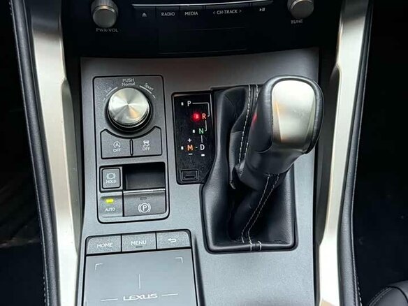 2021 Lexus NX 200 I Рестайлинг, зелёный, 3290023 рублей - вид 11