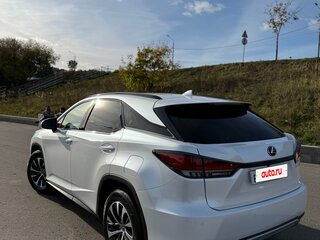 2019 Lexus RX 300 IV Рестайлинг, белый, 5300000 рублей, вид 4