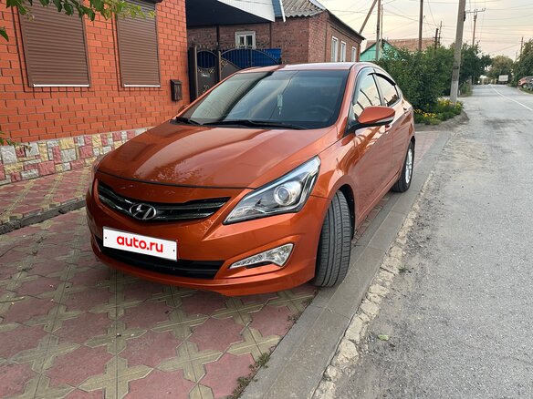 2015 Hyundai Solaris I Рестайлинг, оранжевый, 1079000 рублей