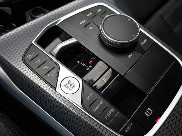 2024 BMW 2 серии M240i xDrive G42, фиолетовый, 7980000 рублей - вид 19