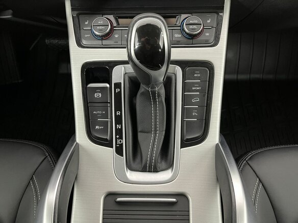 2021 Geely Atlas I, чёрный, 1544000 рублей - вид 12