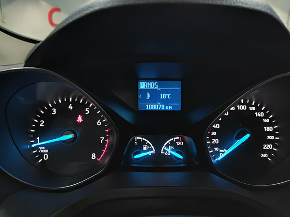 2018 Ford Kuga II Рестайлинг, белый, 1670000 рублей - вид 12