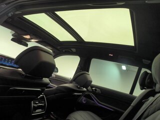 2026 BMW X7 M60i I (G07) Рестайлинг, чёрный, 24400000 рублей, вид 5