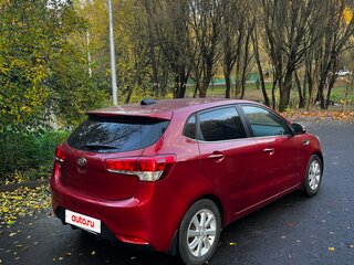 2016 Kia Rio III Рестайлинг, красный, 1035000 рублей, вид 4