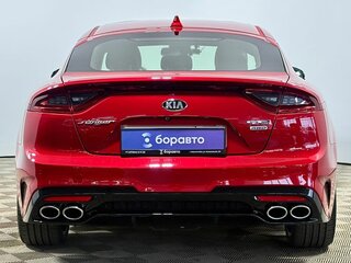 2018 Kia Stinger I, красный, 2820000 рублей, вид 3