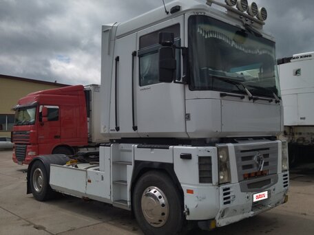 2003 Renault Magnum, белый, 1500000 рублей, вид 2