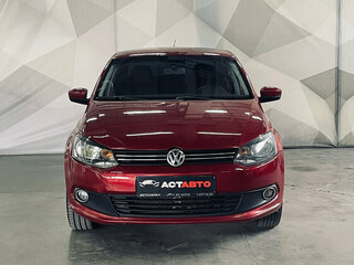 2013 Volkswagen Polo V, красный, 750000 рублей, вид 2